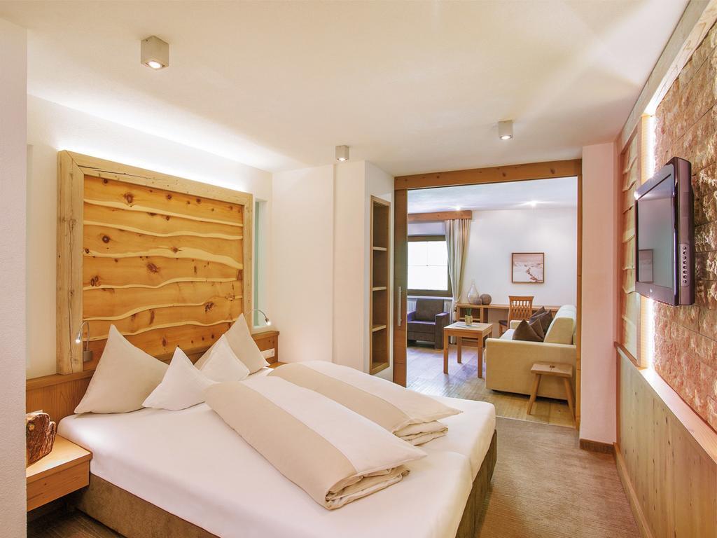 Salnerhof Superior Lifestyle Resort Ischgl Szoba fotó